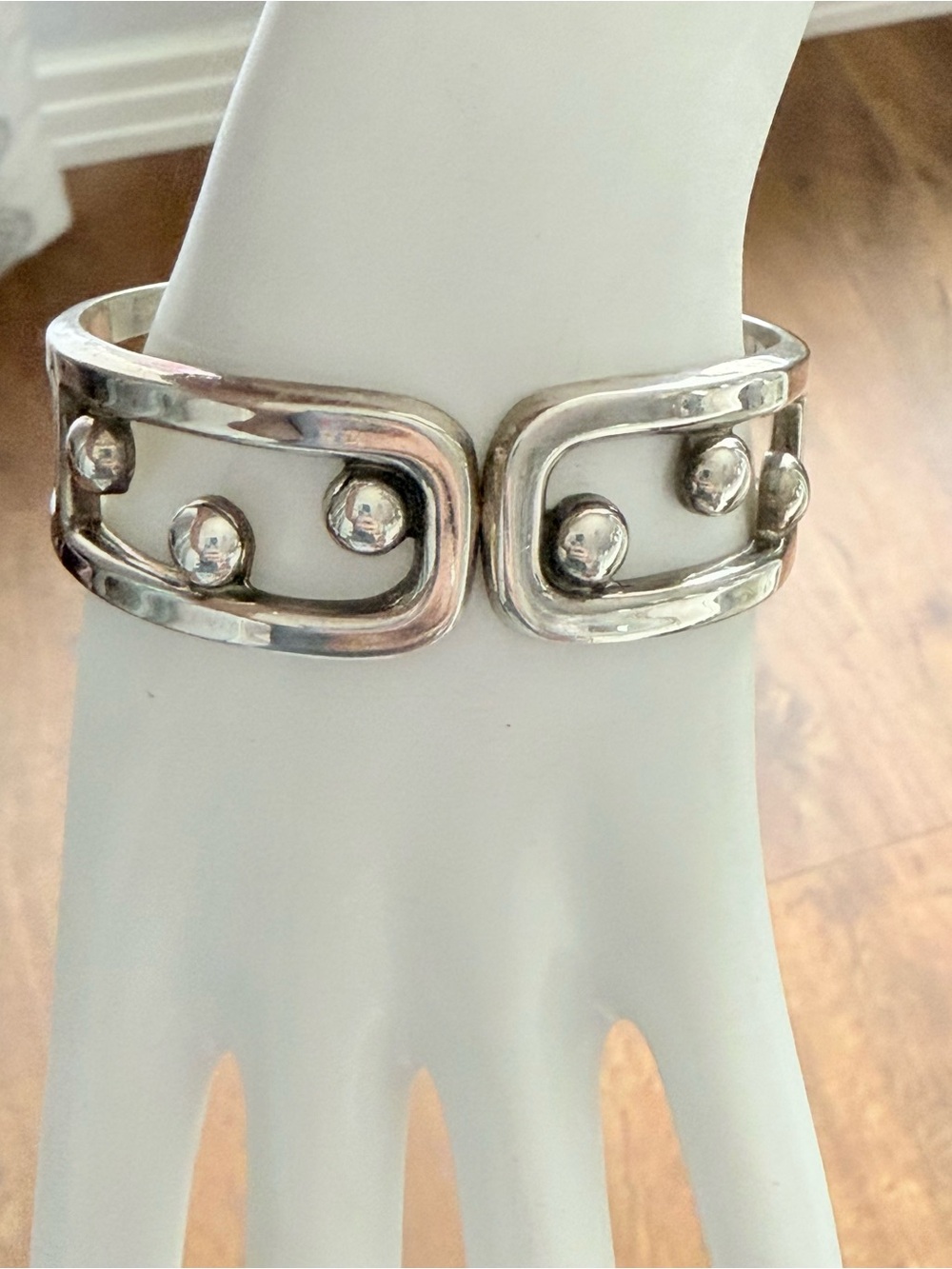 925 Sterling Silver Hinged  Bangle Bracelet